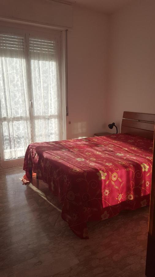Ferienwohnung Albenga Sul Mare Famiglie Ed Amici Fino 10 Posti Exterior foto